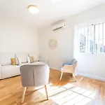 아파트 Cosy Ollerias 27 Center